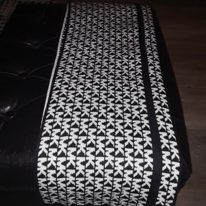 MK scarf